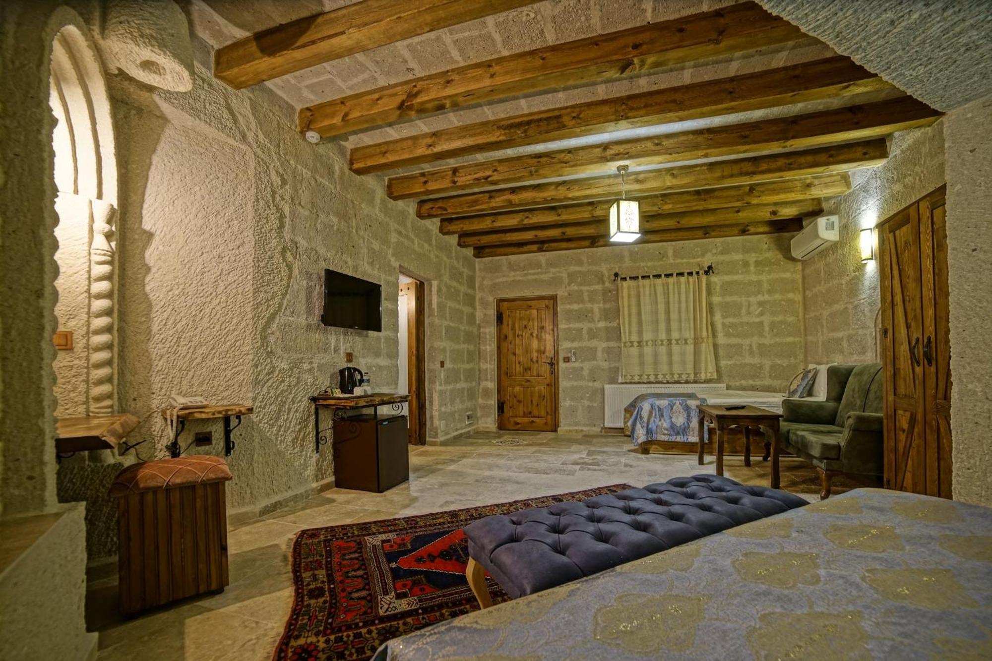Risus Cave Suites Goreme Bagian luar foto