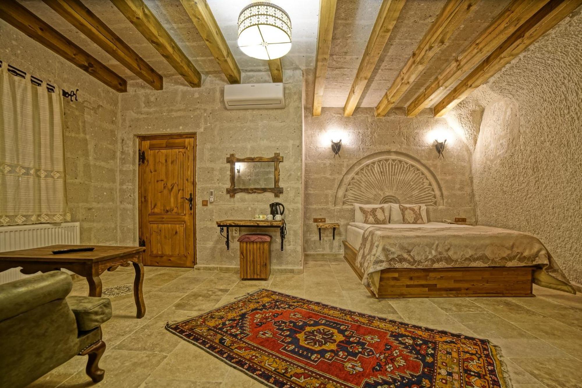 Risus Cave Suites Goreme Bagian luar foto
